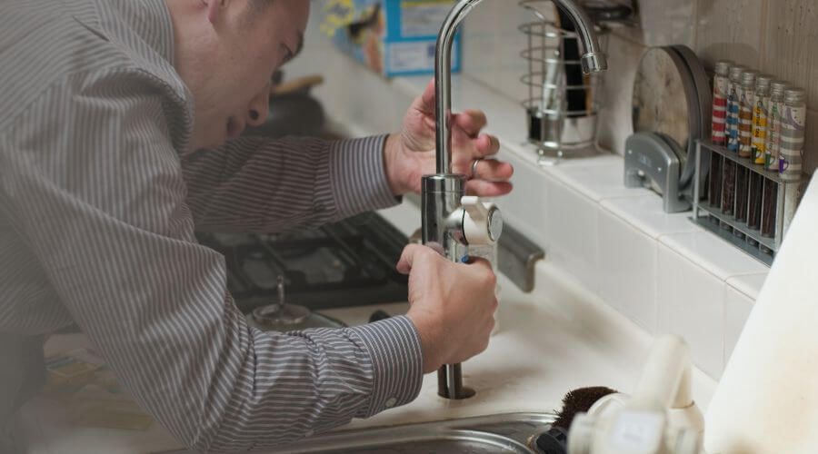 Professional expert plumbing services in Donovan, IL